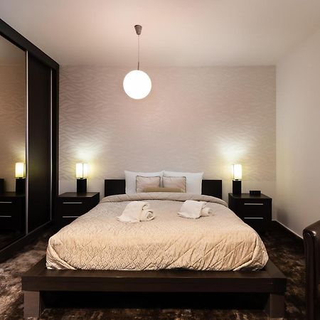 Guest House Panorama Aqualux With Free Parking Novi Sad Cameră foto