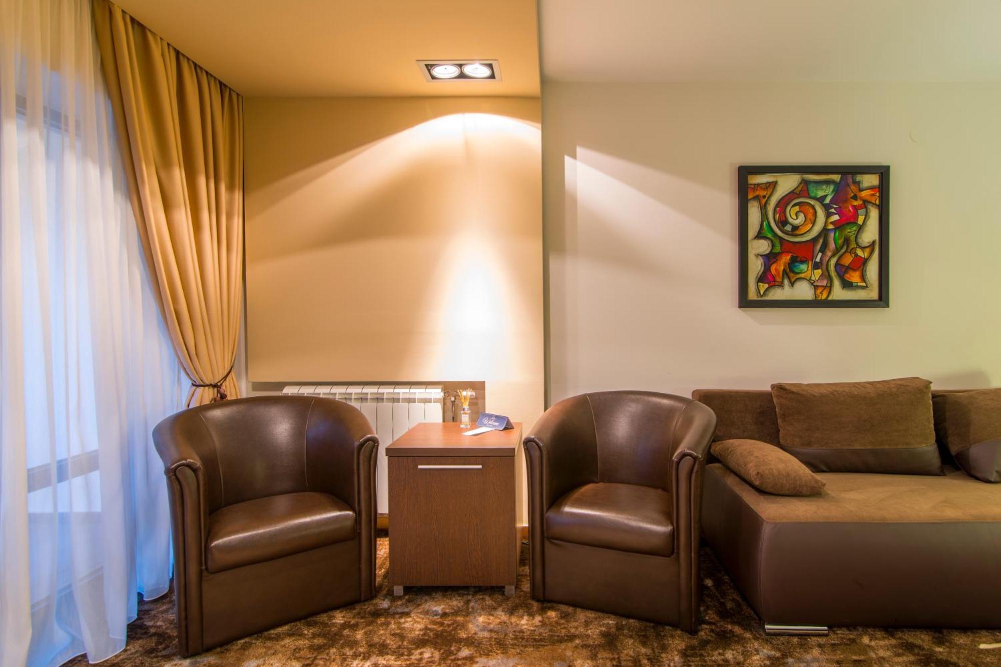 Guest House Panorama Aqualux With Free Parking Novi Sad Cameră foto